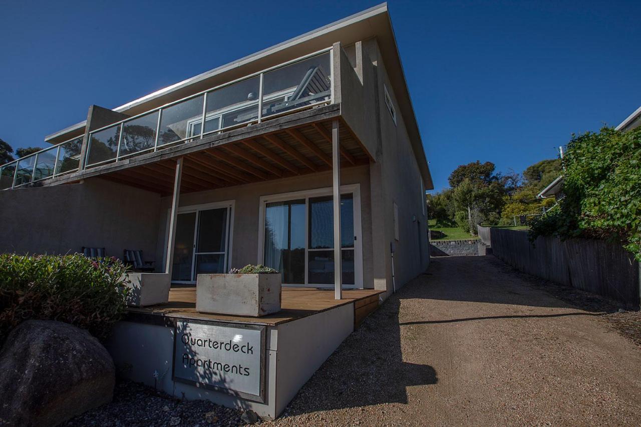Quarterdeck Apartment Binalong Bay Екстериор снимка